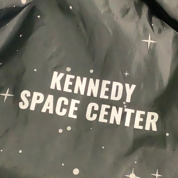 NASA Space Center Mission Space full zipper lightweight windbreaker SZ Large EUC - Picture 9 of 14